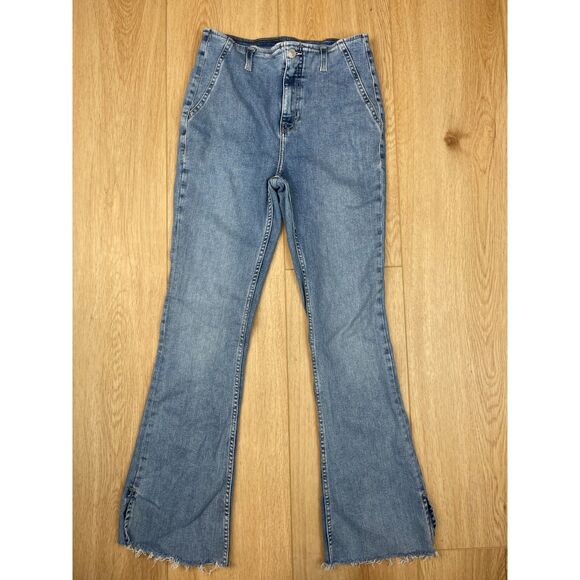 We The Free by Free People Jeans Size 29 Medium Wash Slouchy Fit Distressed Hem - Picture 1 of 5